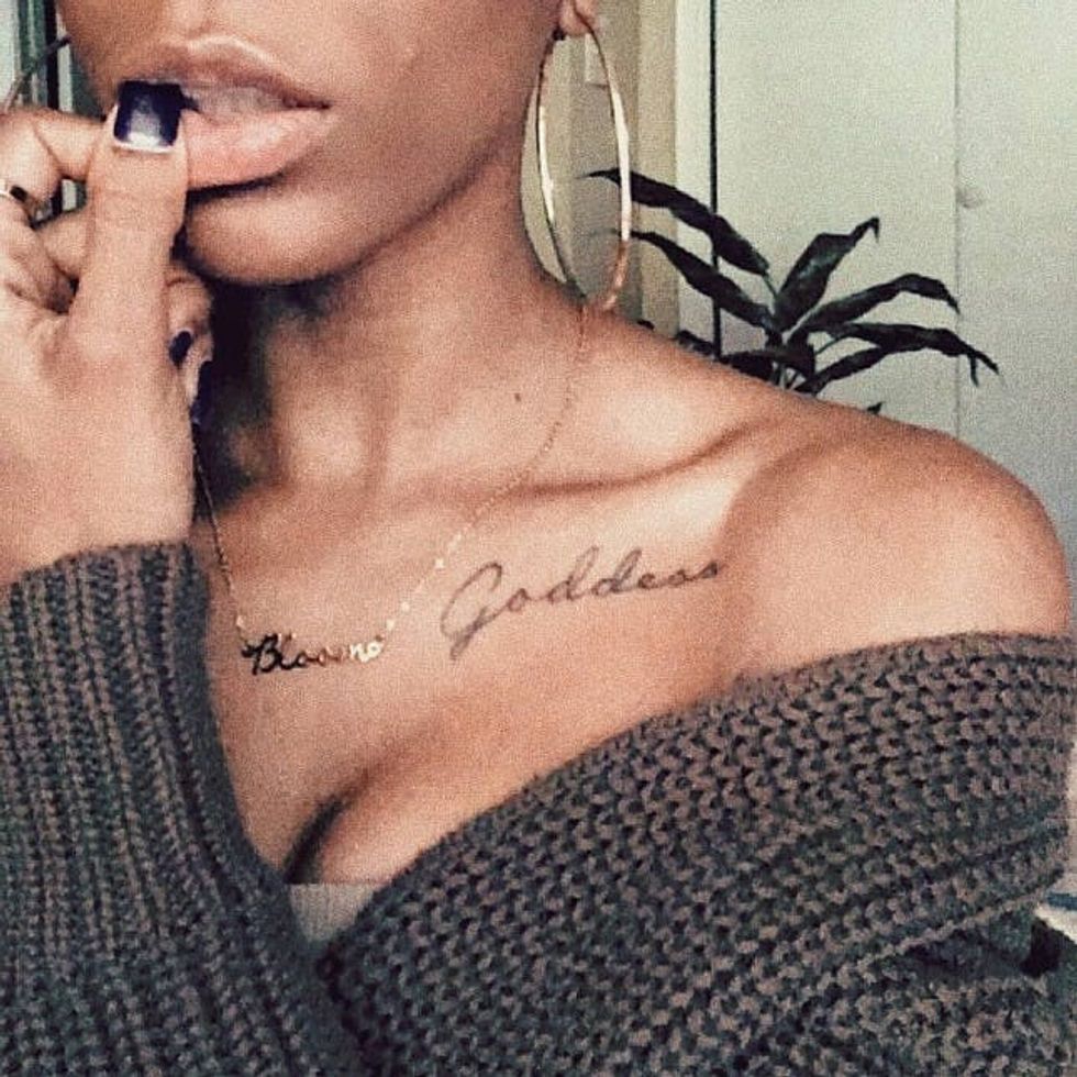 12 Dainty Collarbone Tattoos We Want To Copy Like Yesterday Shoulder