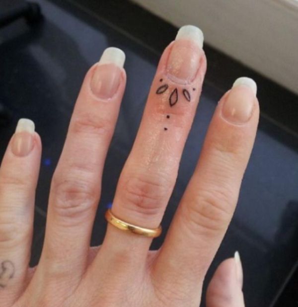 27 Minimalist Tattoos That Will Convince You To Get Inked Palm Tattoos Tattoos Small Tattoos