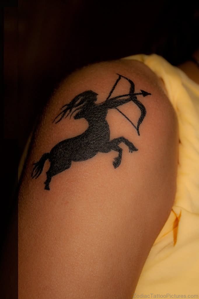 35 Awesome Sagittarius Tattoos On Shoulder Zodiac Tattoo Pictures