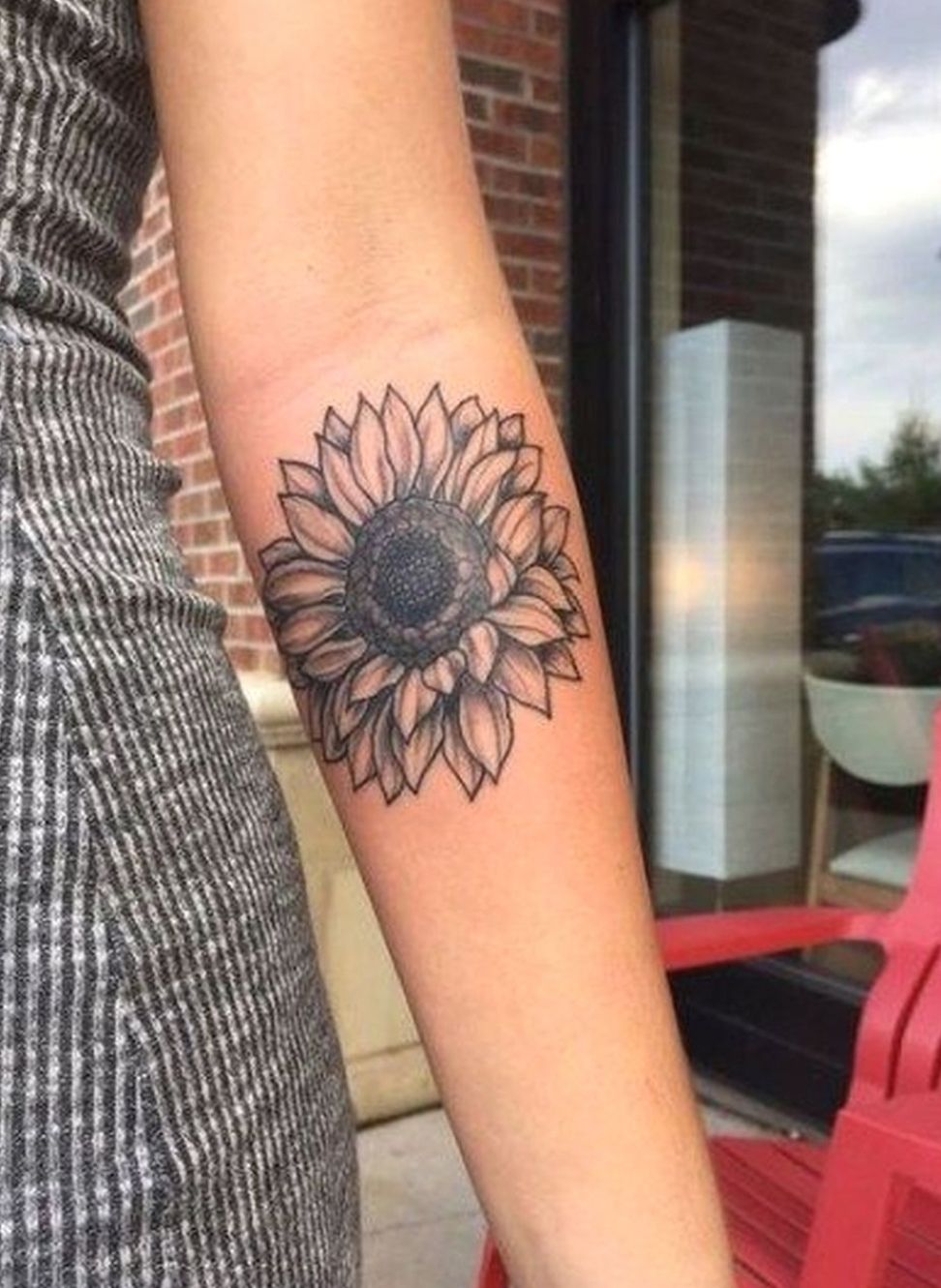 39 Impressive Black And White Sunflower Tattoo Ideas Sunflower Tattoo