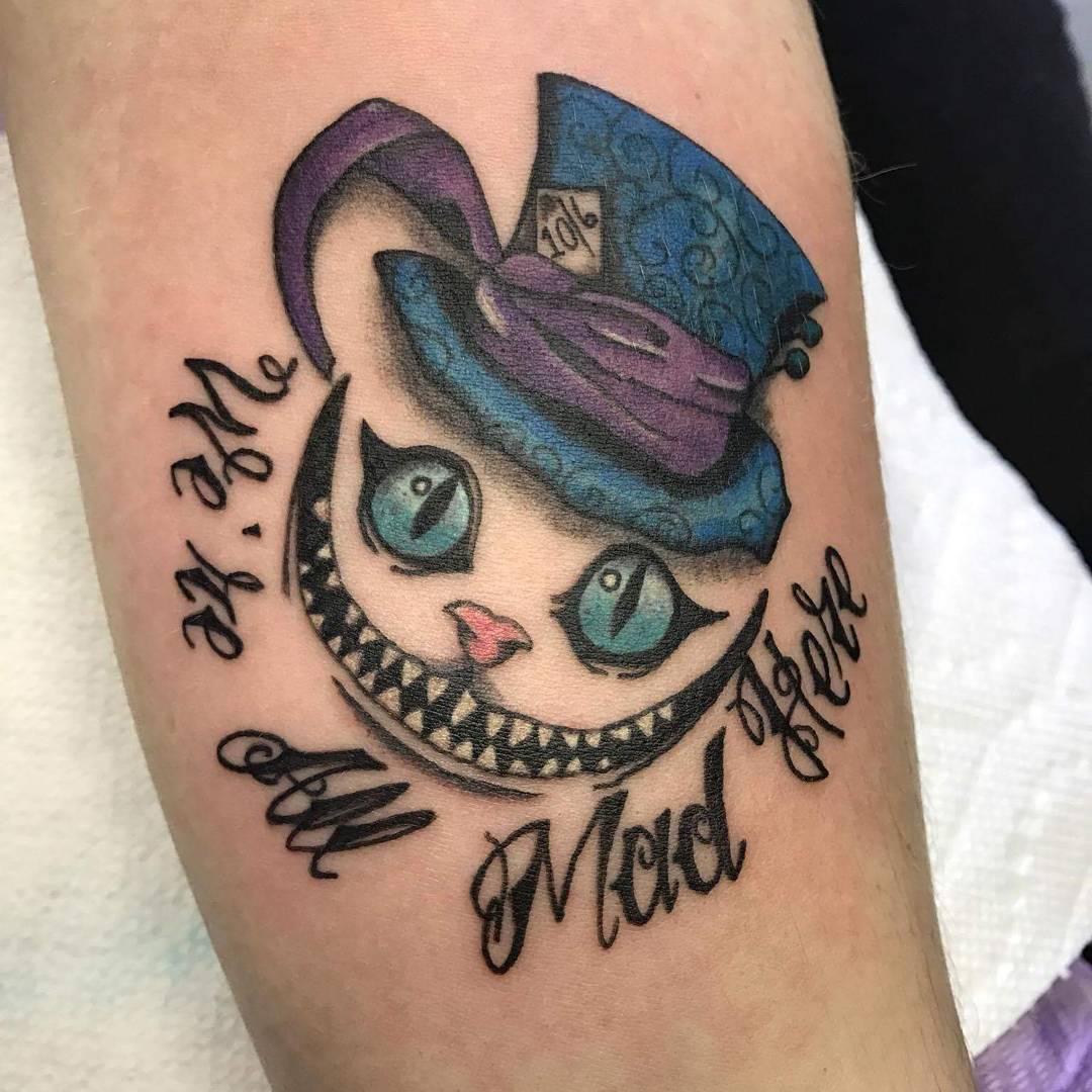 5 Stunning Alice in Wonderland Tattoo Designs