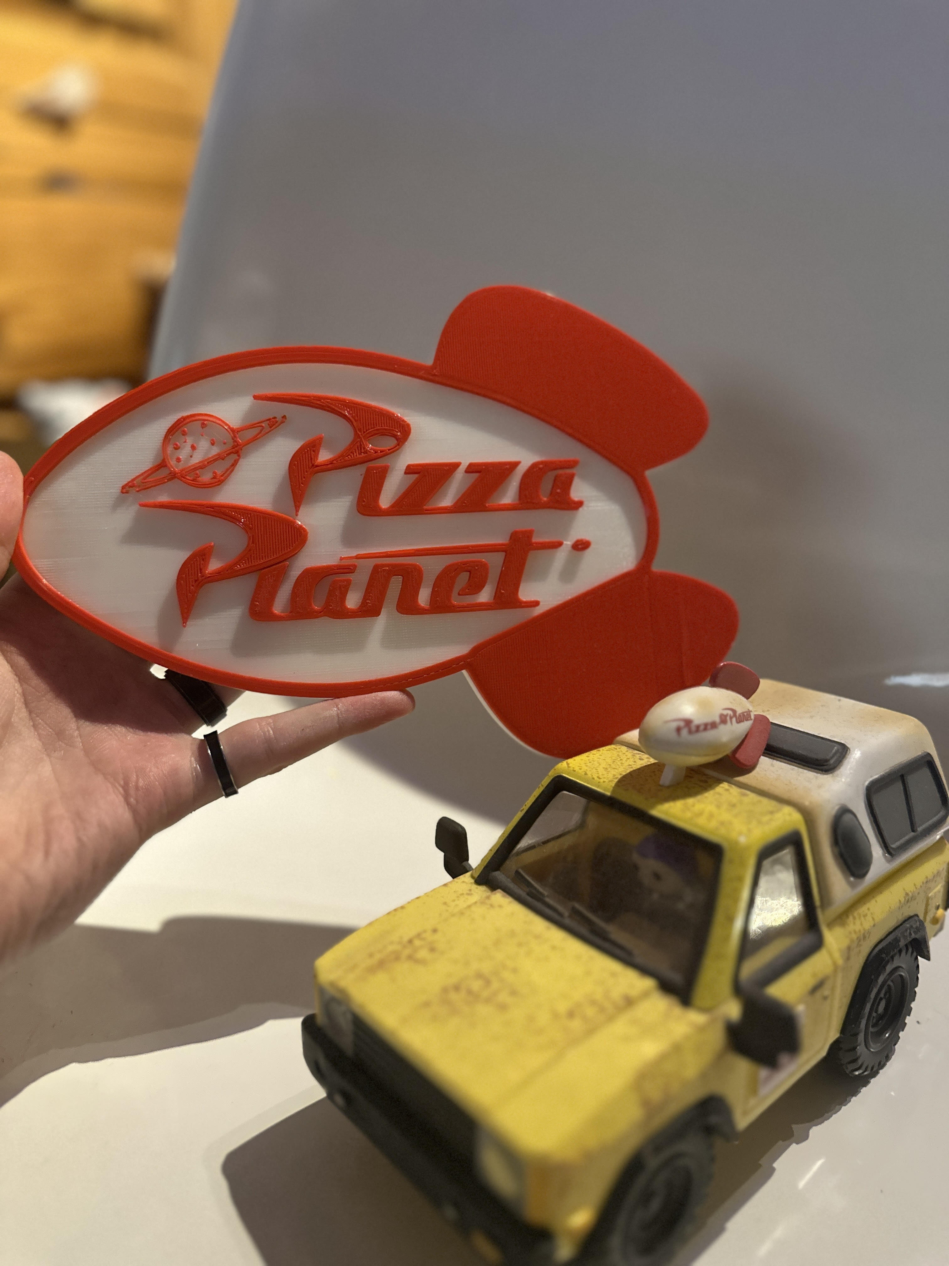 Archivo 3Mf Logo Restaurante Pizza Planet Toy Story Pixar Impresi N