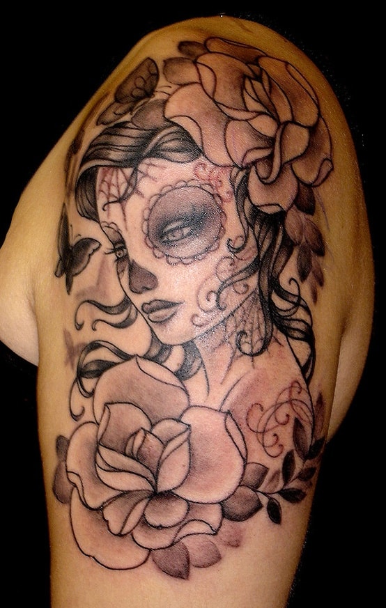 5 Stunning Designs for Black and White Sugar Skull Tattoos