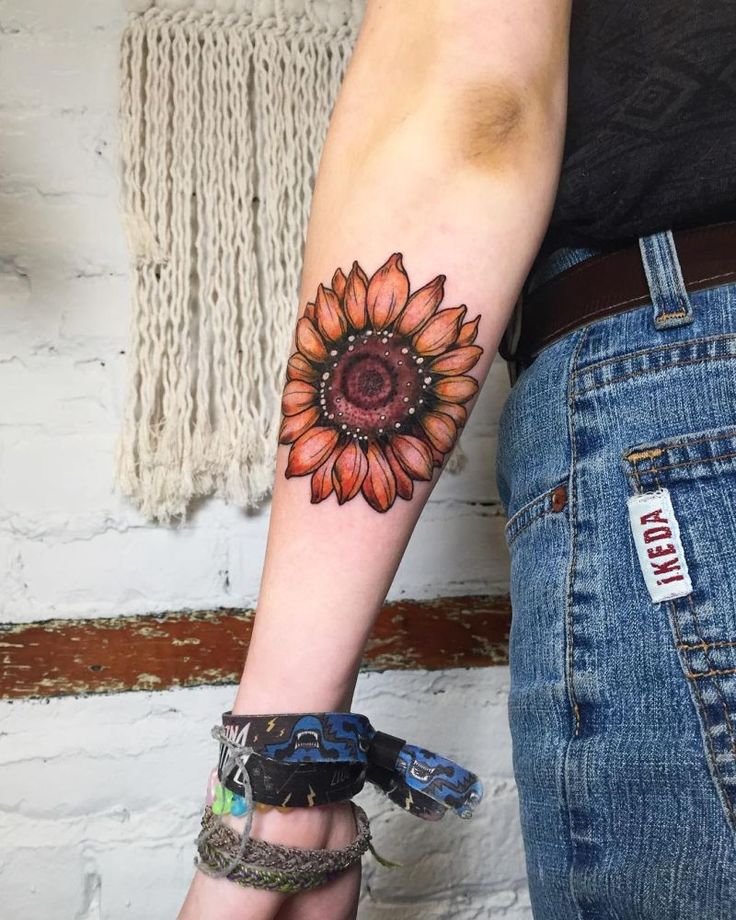 Celebrate The Beauty Of Nature With These Inspirational Sunflower Tattoos Kickass Things