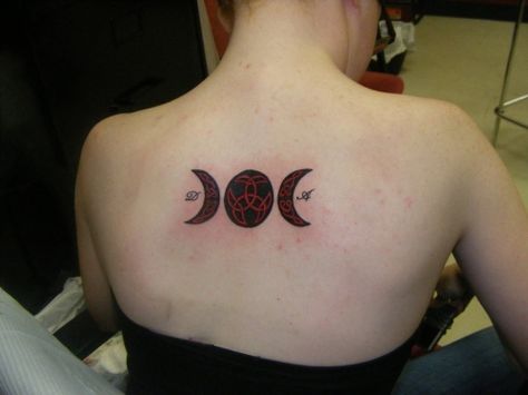 3 Symbolisms Behind Celtic Tri Moon Tattoos