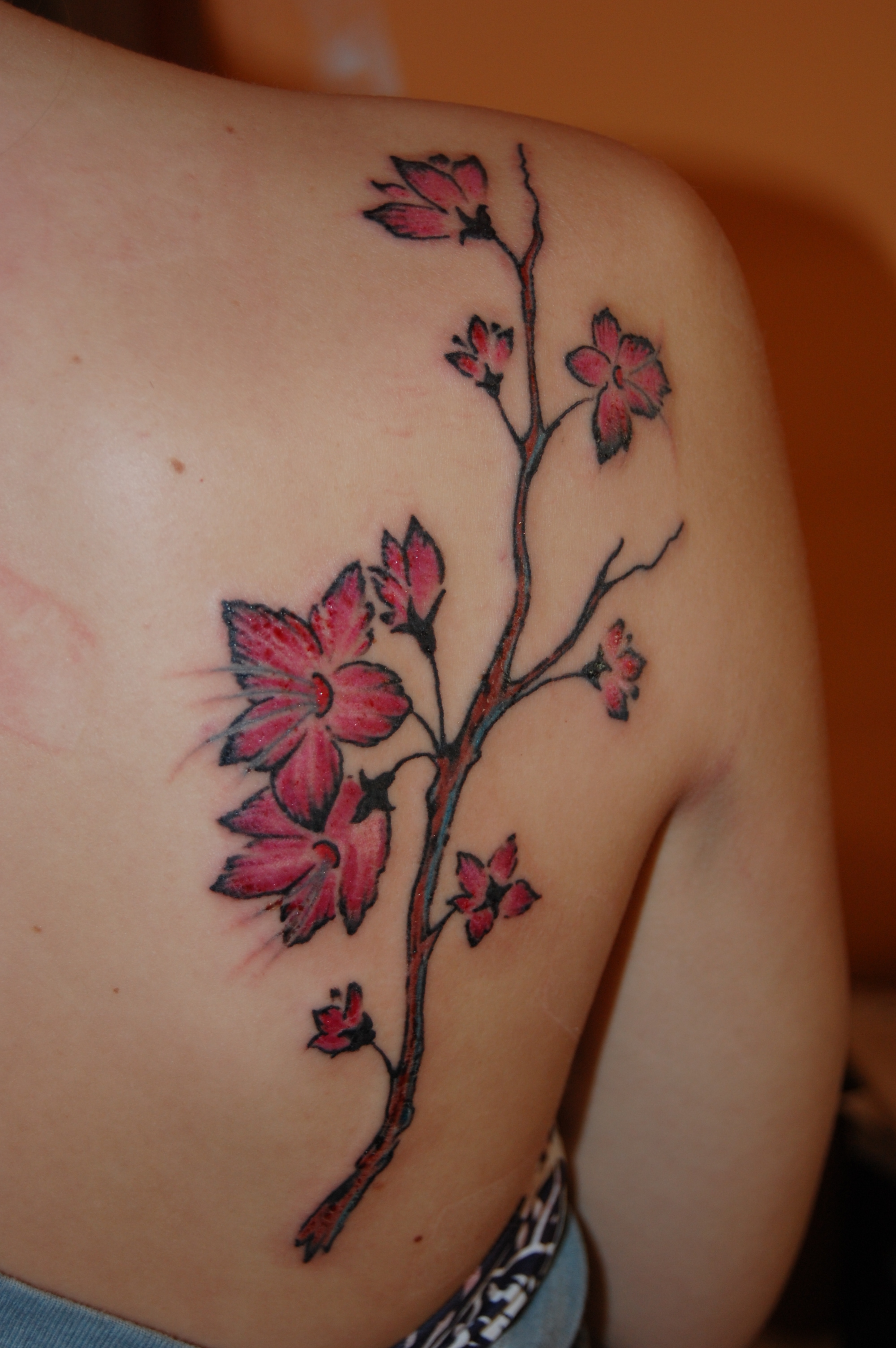 5 Stunning Cherry Blossom Tattoo Designs for Inspiration