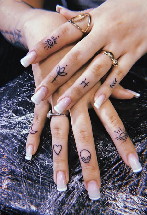 Classy Women's Finger Tattoos: Elegant Designs Unveiled