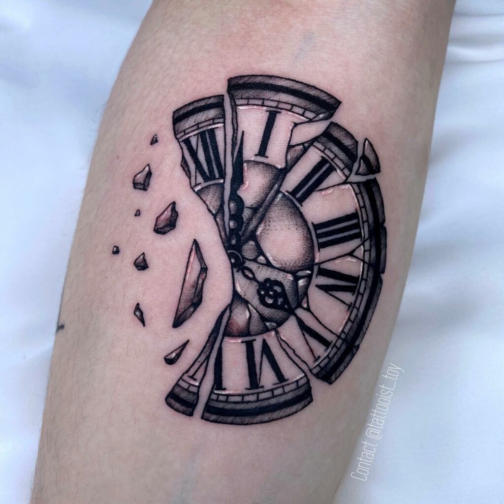 Clock Tattoos Meanings Pictures Designs And Ideas Tatring