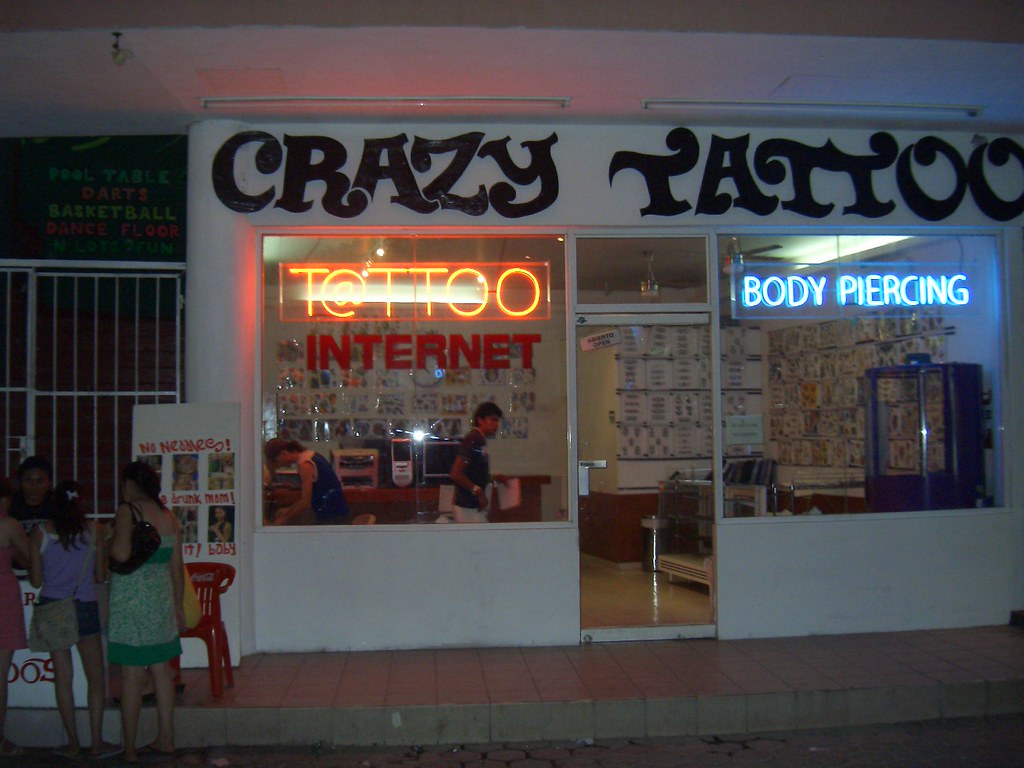 Crazy Tattoo Tattoo Shop In Cancun Mexico Cclaybaker Flickr