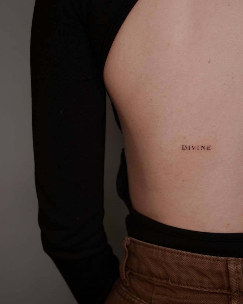 Divine Tattoo Quote Tatuajes Petite Dise Os De Tatuaje Para Parejas Tatuajes Bonitos