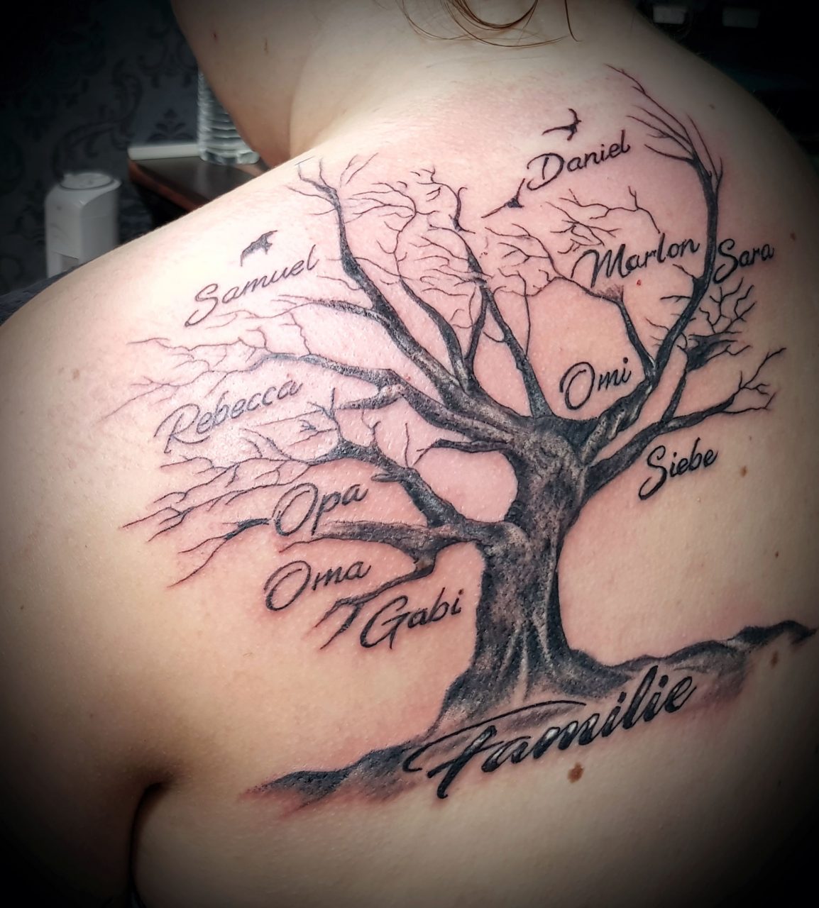 Family Tree Tattoo Ideas For Women