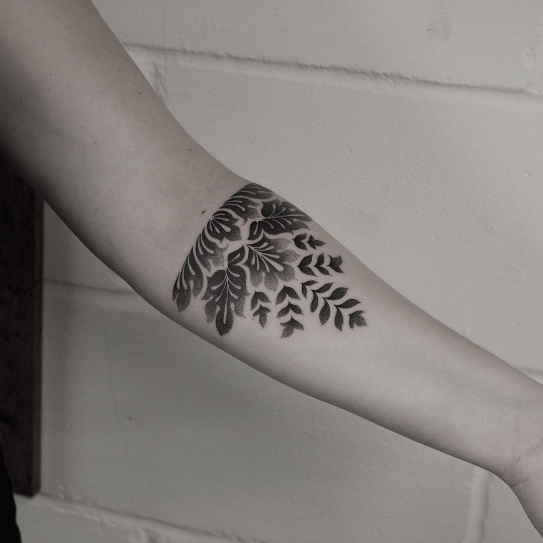 5 Stunning Floral Tattoo Swirls for Inspiration