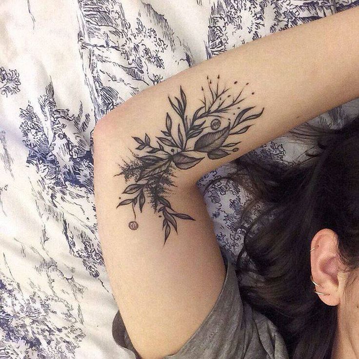 Stunning Flower Tattoo Ideas for Elbows