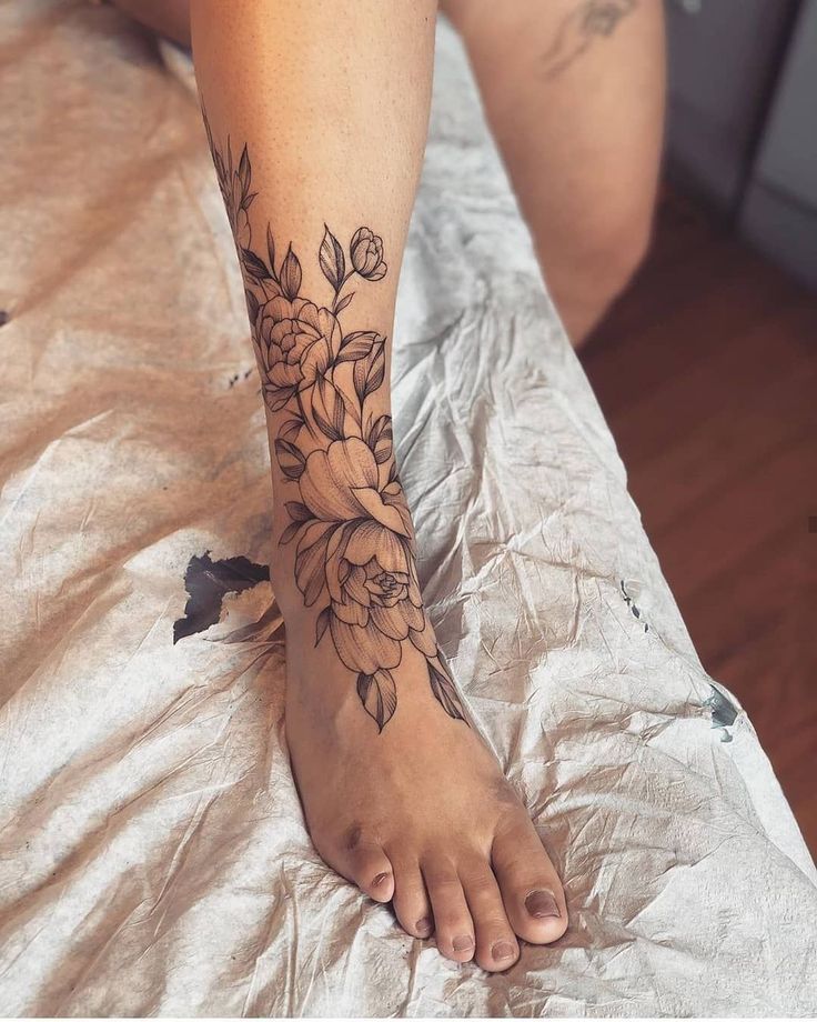 Flowers Amp Vines Leg Piece Leg Tattoos Women Best Leg Tattoos Flower Leg Tattoos