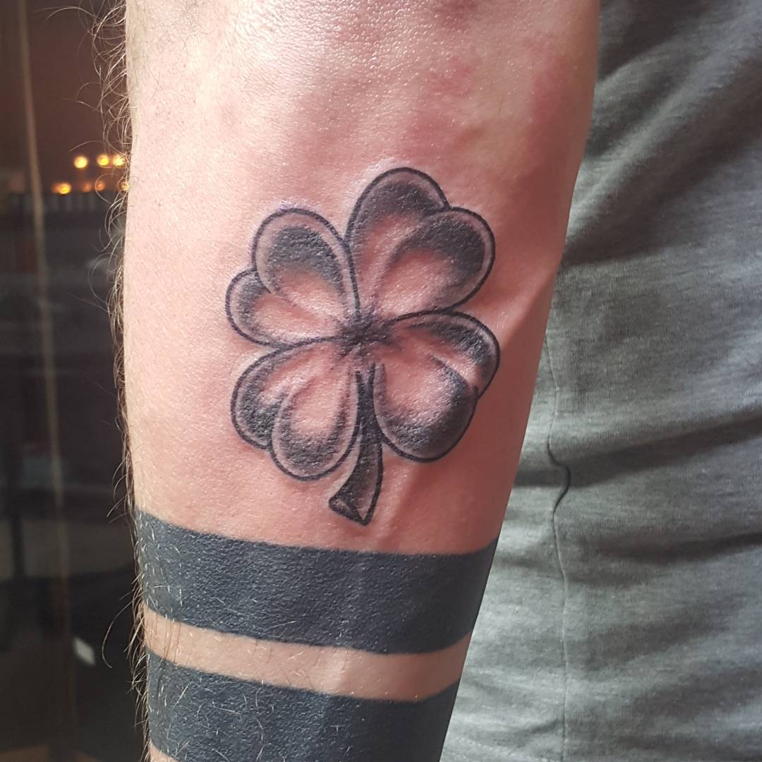 Four Leaf Clover Tattoos Best Tattoo Ideas Gallery