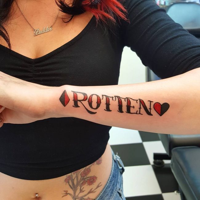 5 Unique Harley Quinn Tattoo Ideas for Fans