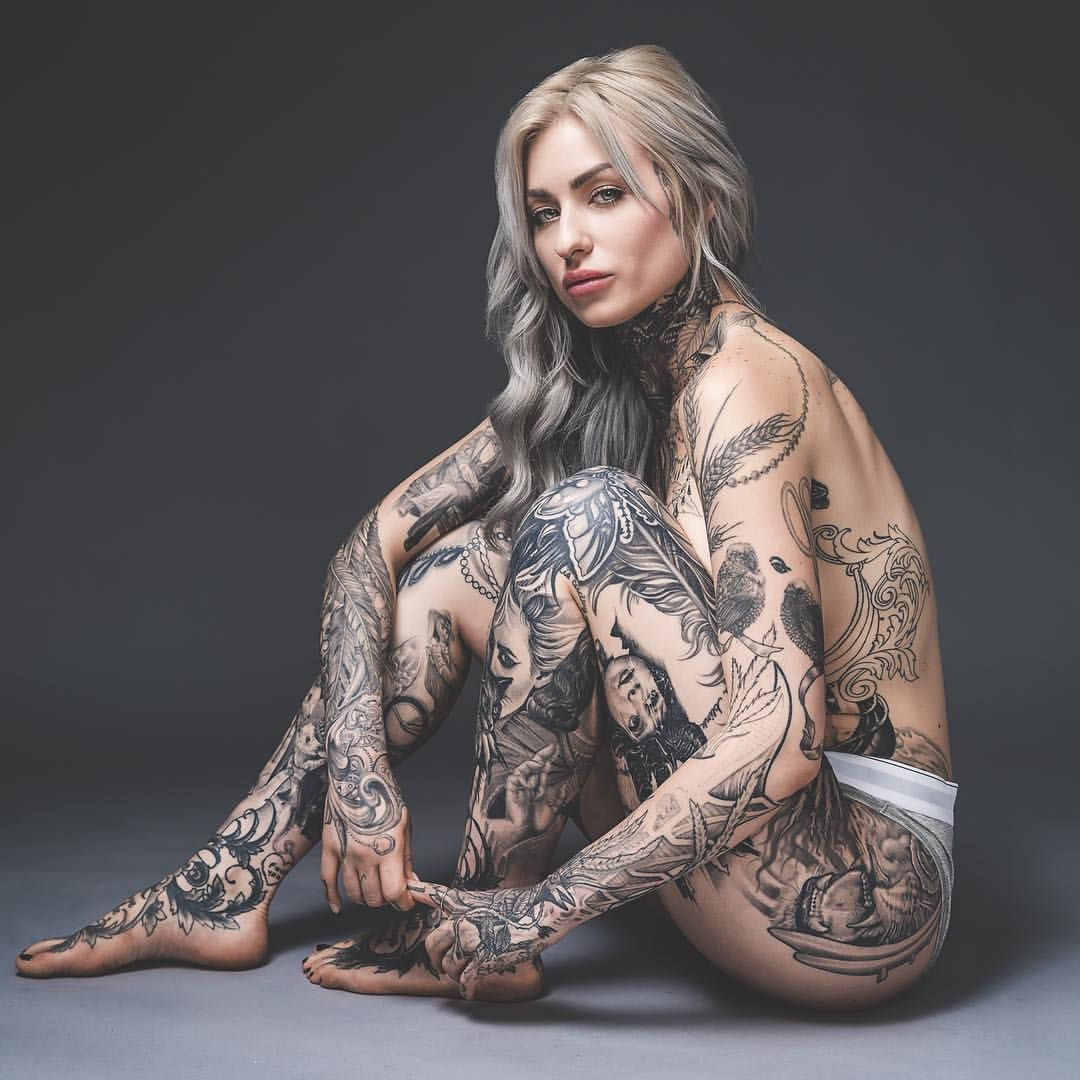 Her Talents Rival Her Looks Ryan Ashley Malarkey Dave Navarro Ink