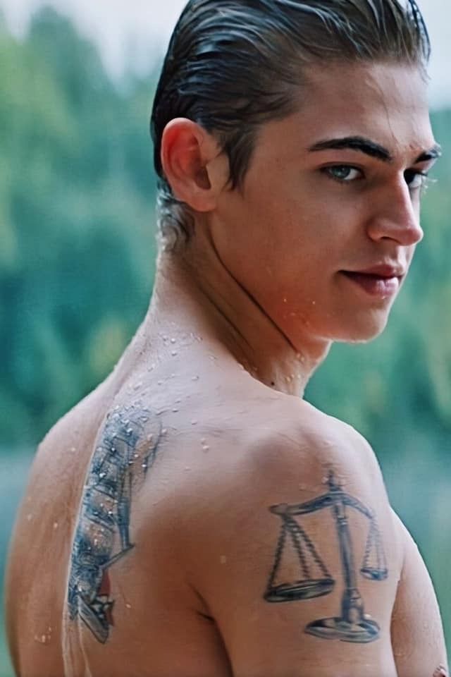 Hero Fiennes Tiffin Hot Hero Hardin Scott Hero