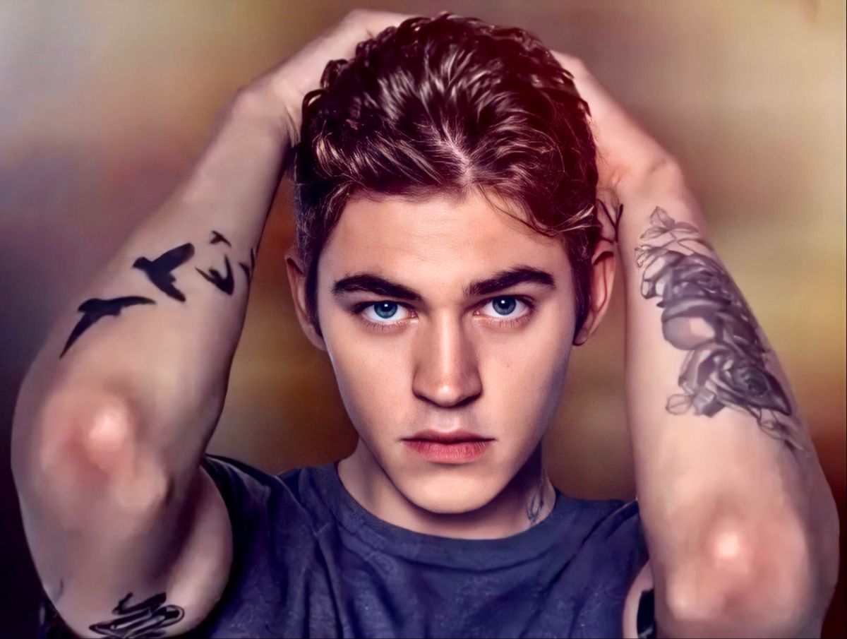 7 Stunning Tattoos of Hero Fiennes Tiffin Revealed