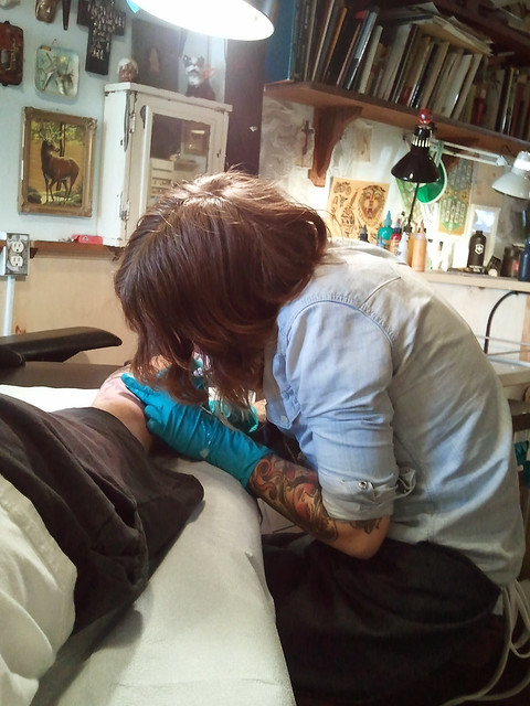 Kapten Hanna Idle Hand Tattoo