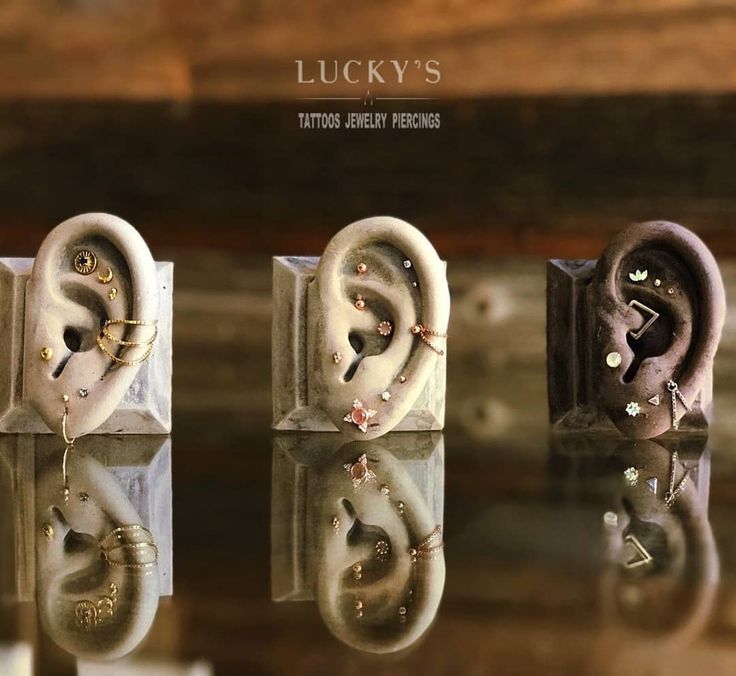 Luckys Tattoo Piercing 62 Photos 117 Reviews 37 Main St