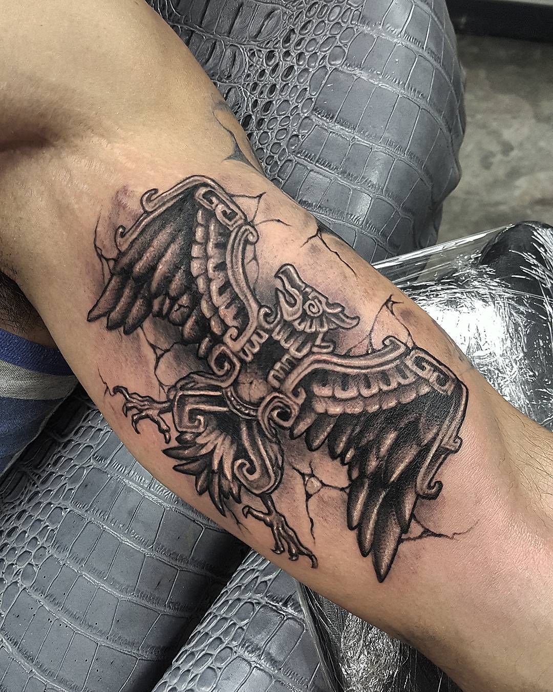 Mexican Aztec Eagle Tattoo Design Aztec Tattoos Warvox Aztec