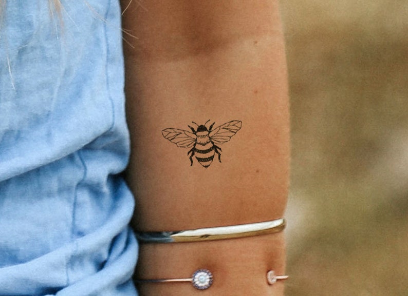 Minimalist Cute Bee Tattoo Wiki Tattoo