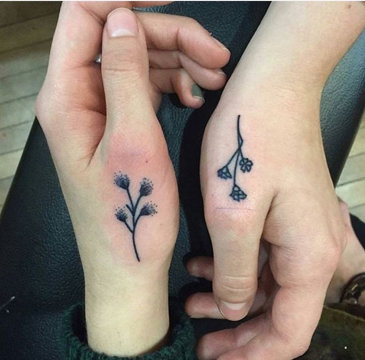 Pin By Geisan On Matching Tattoos Thumb Tattoos Niece Tattoo Aunt