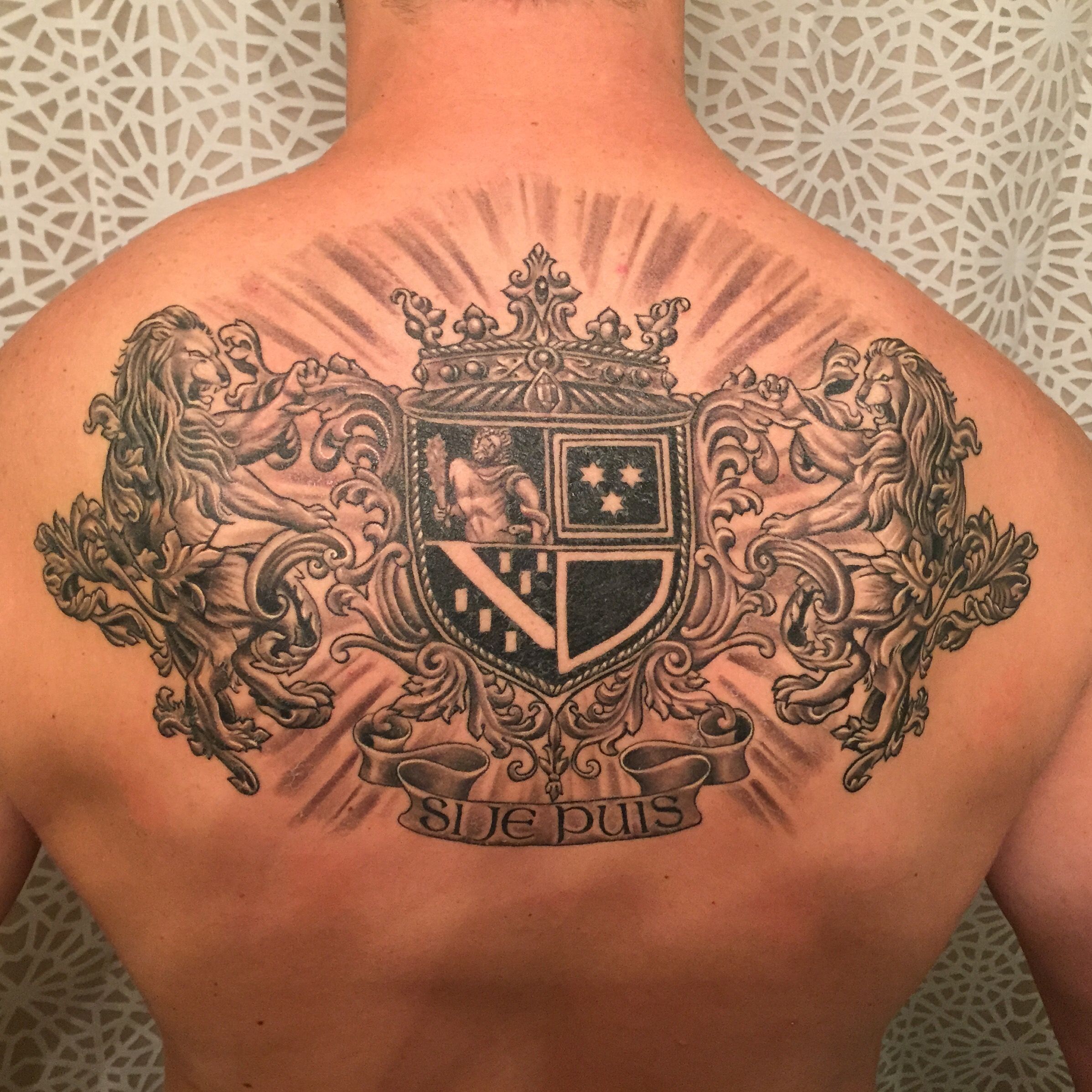 Pin By Robert Morris On Tattoos Family Crest Tattoo Crest Tattoo