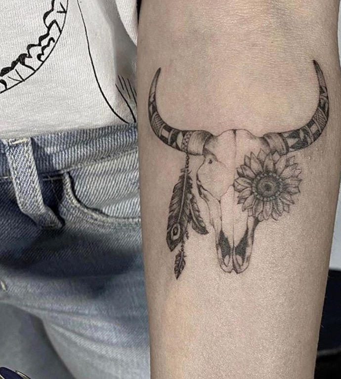 Realistic Feather Sunflower And Longhorn Skull Tattoo Cow Skull