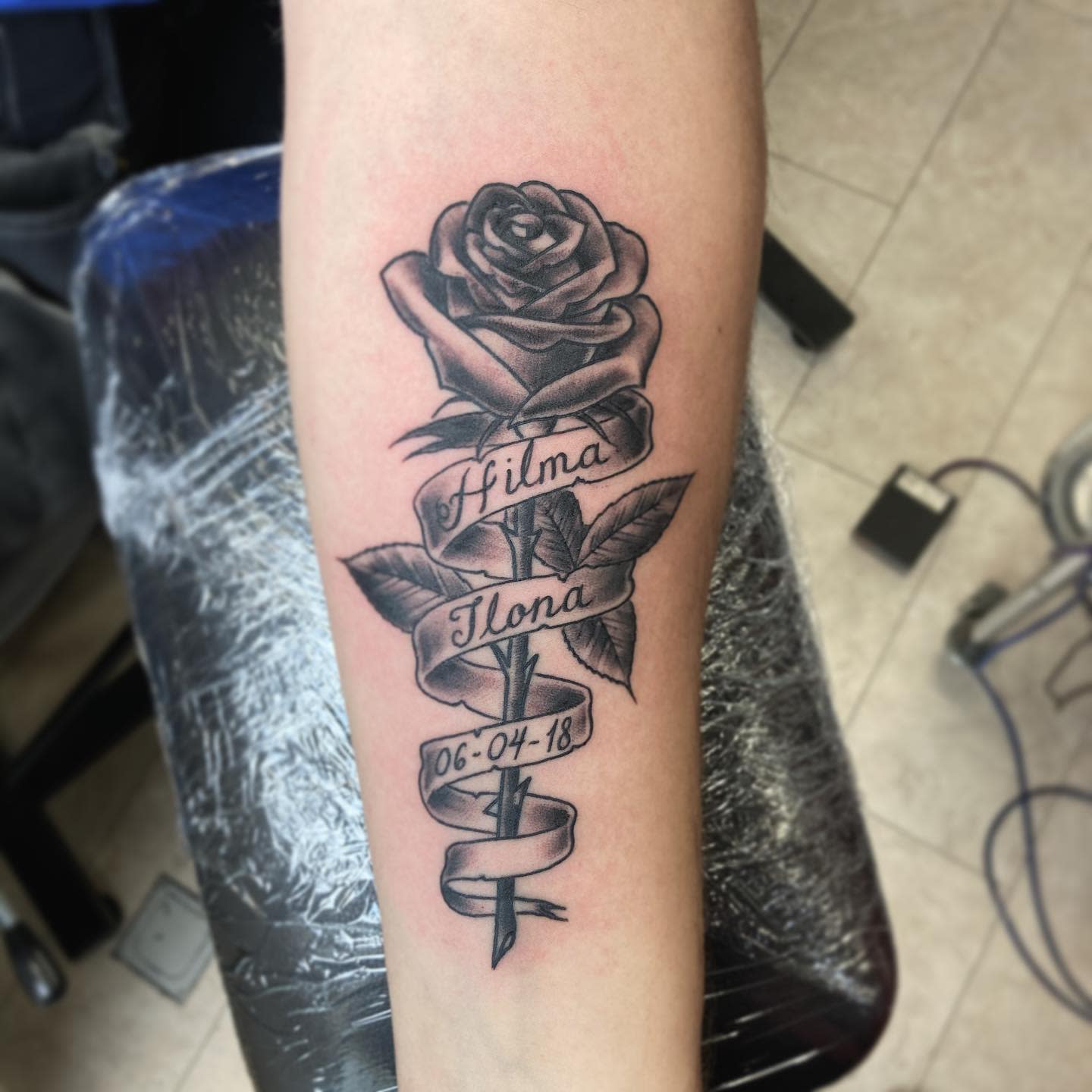 20 Unique RIP Tattoo Ideas: Memorialize Your Loved Ones