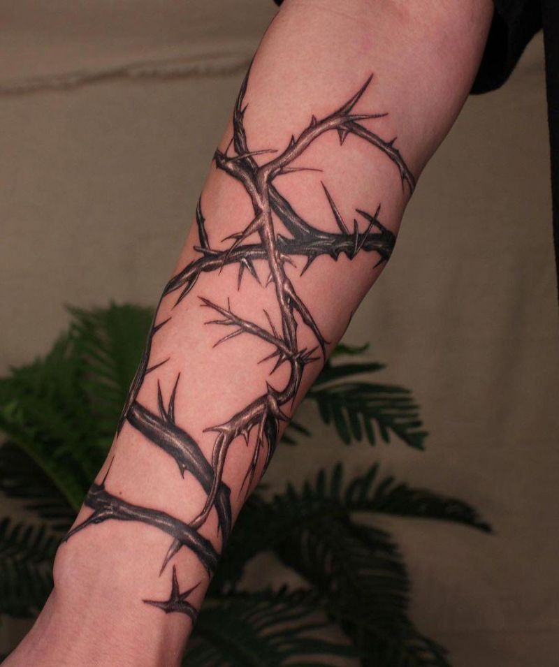 Rose Thorn Vine Tattoo Around Arm Tattoo Wrap Around Tattoo Cool