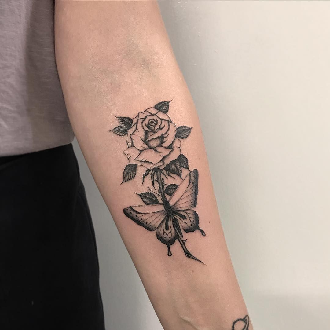 Roses And Butterflies Tattoo Designs