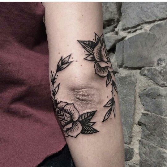 Share 83 Cute Elbow Tattoos For Females Best In Eteachers