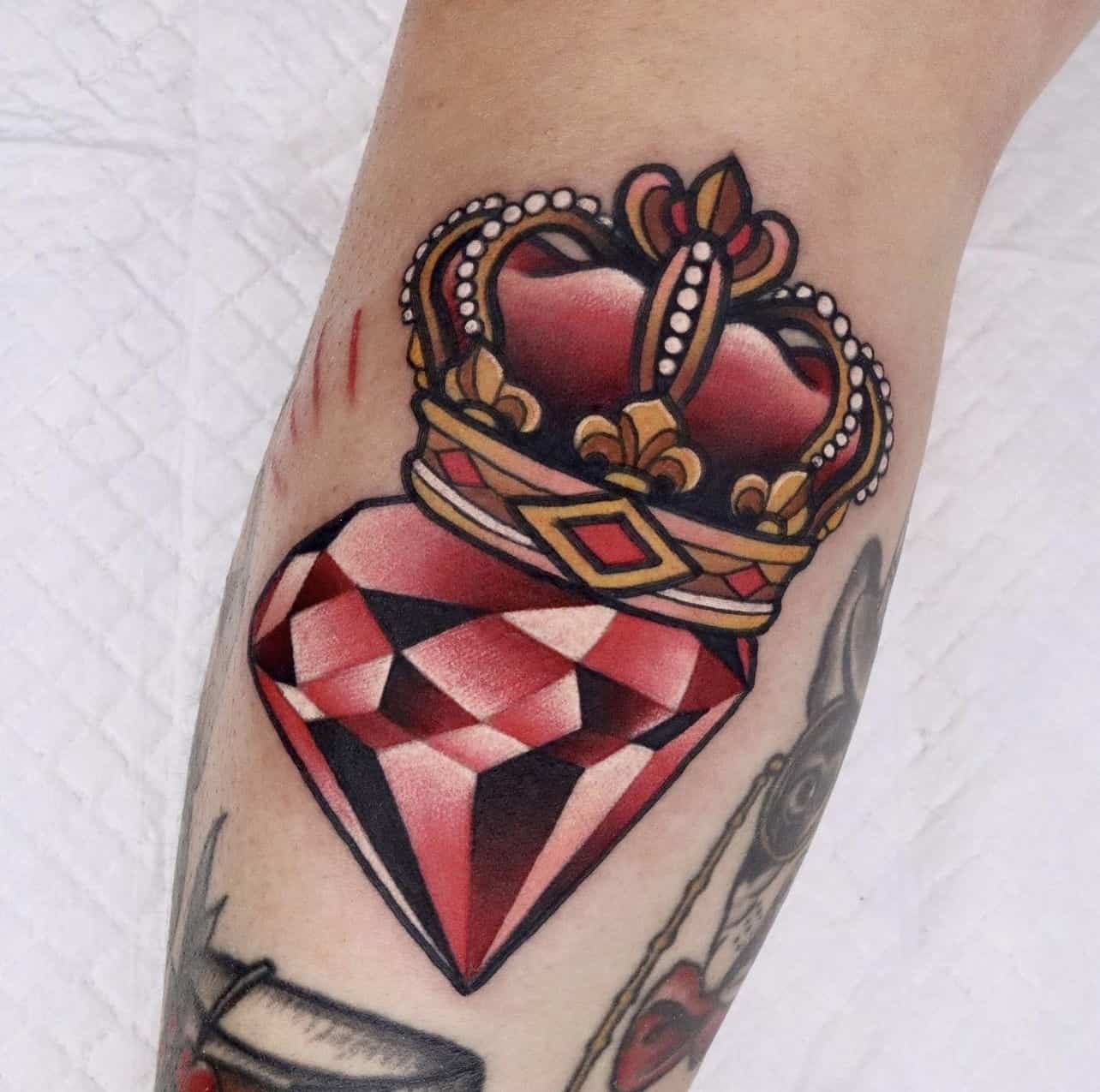 Share More Than 78 Crown Diamond Tattoo Best In Eteachers