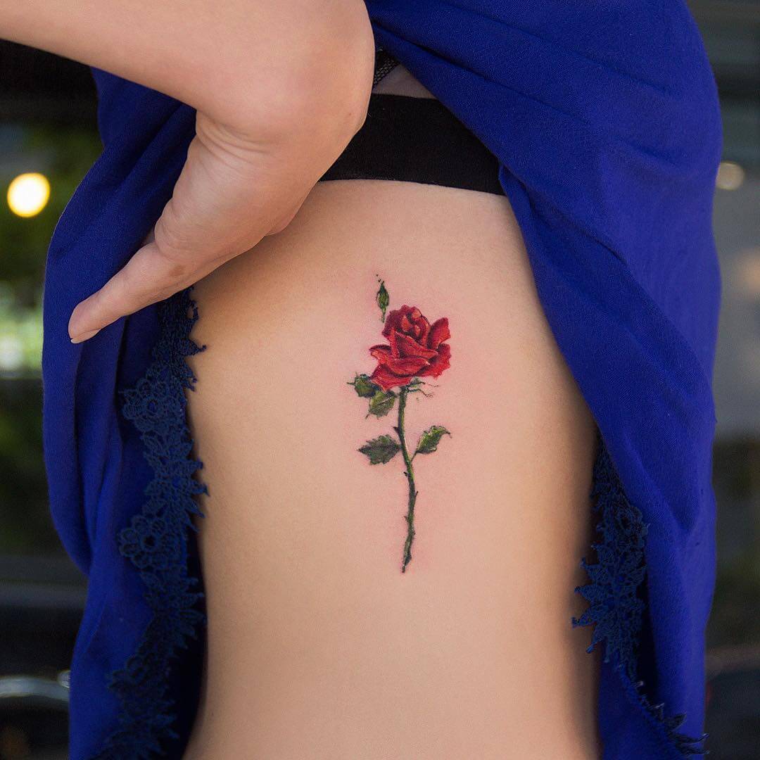 15 Stunning Side Tattoos of Roses for Inspiration