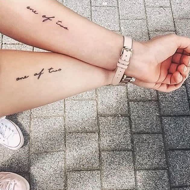 5 Adorable Small Tattoos for Sisters That Match!