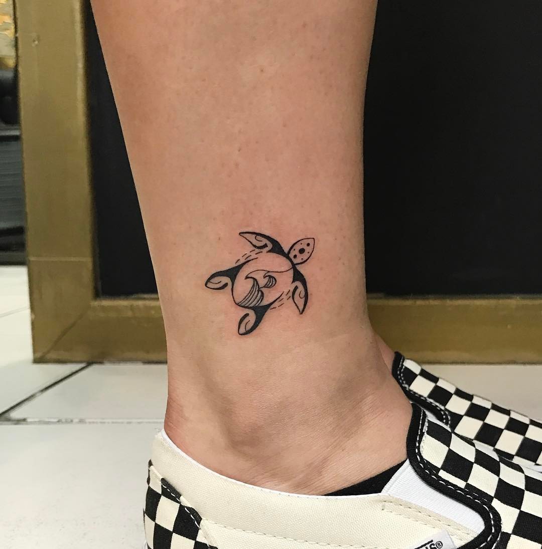 7 Cute Small Sea Turtle Tattoo Ideas for Ink Lovers