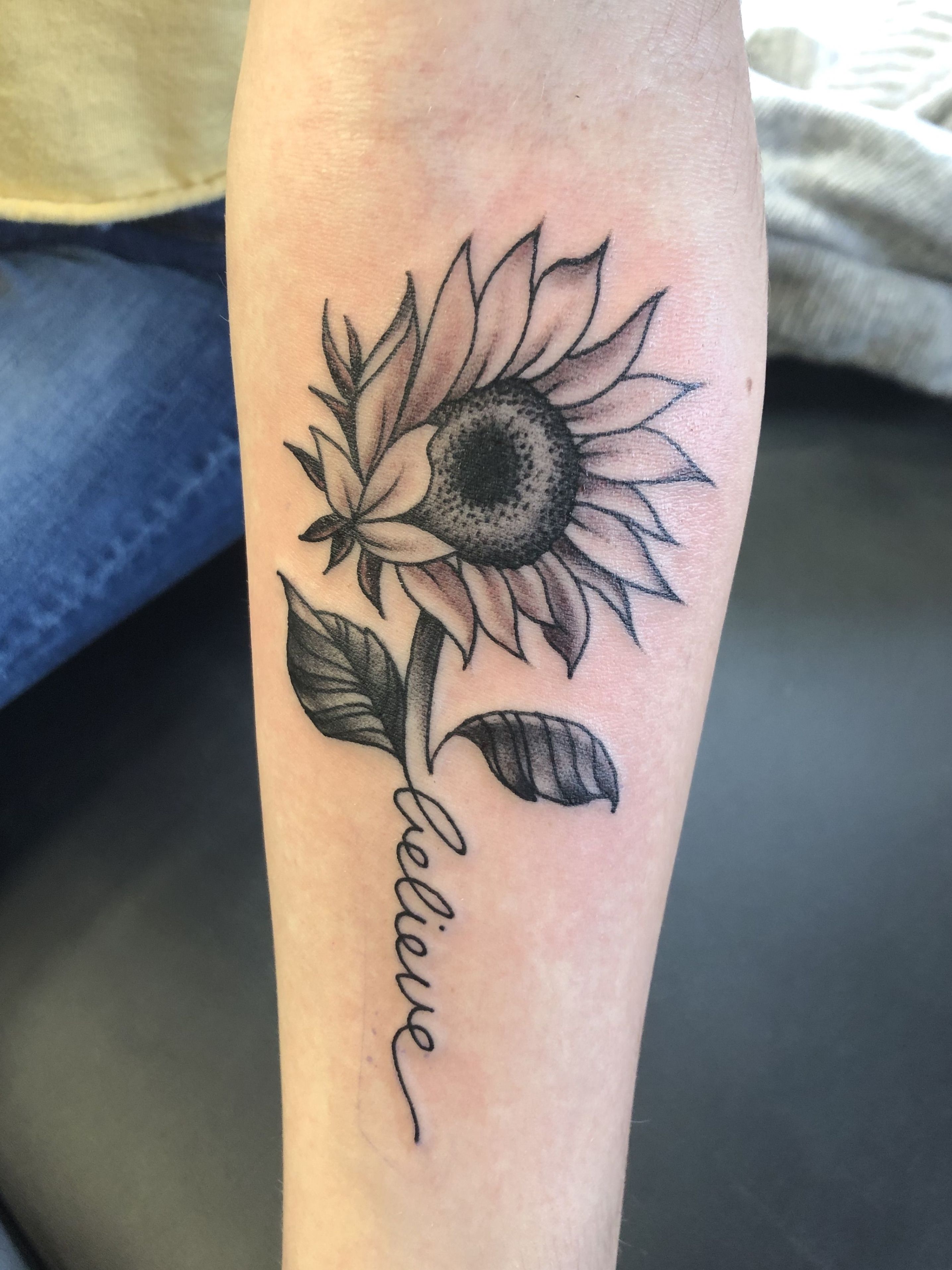 Sunflower Tattoo Black And White Sunflower Tattoo Black Sunflower