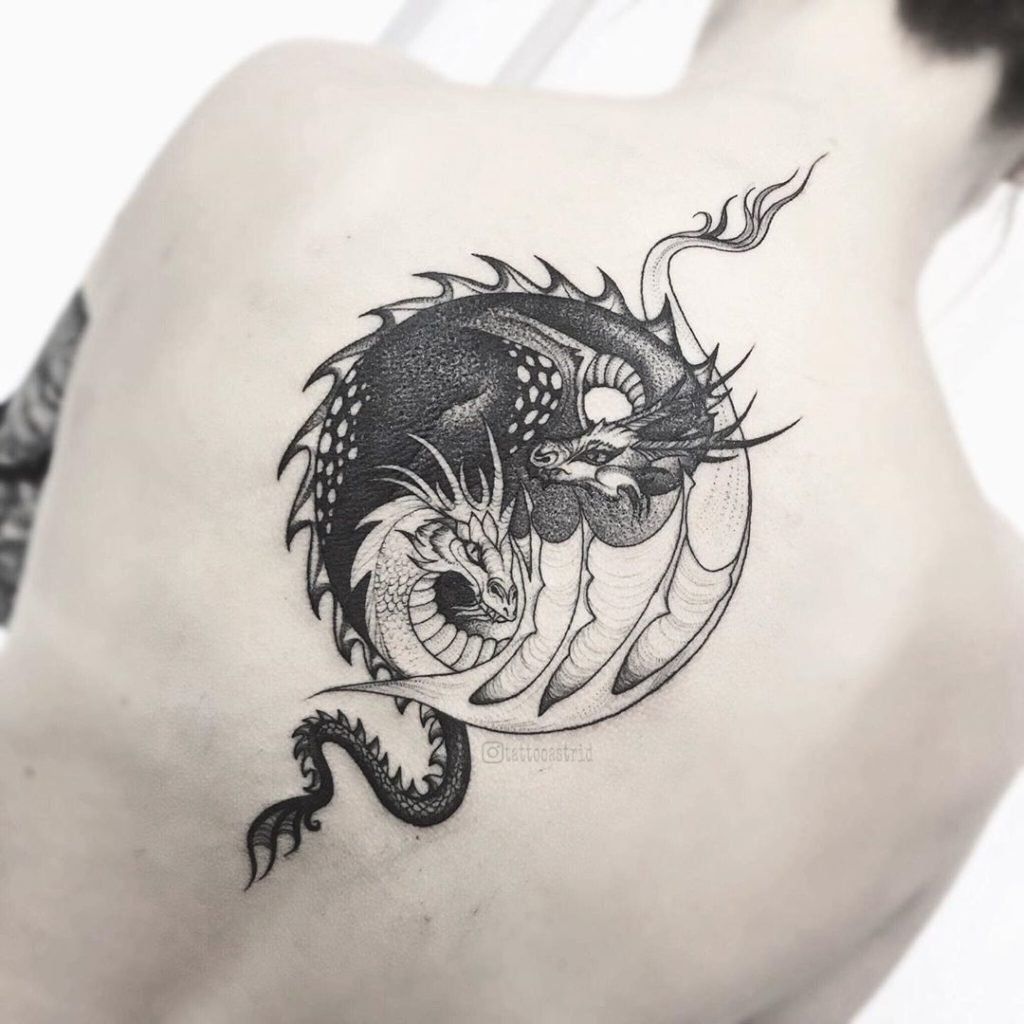 Tatouage Yang Yin Avec Des Dragons Tatouage Yin Yang 21 06 2016