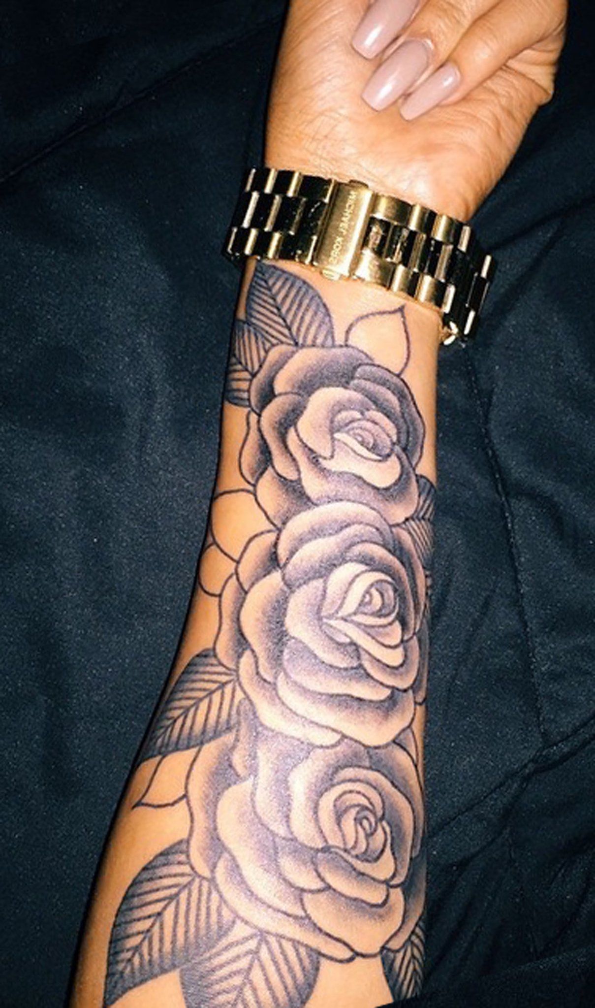 Tattoo Arm Sleeve Roses: Beautiful Designs and Meanings