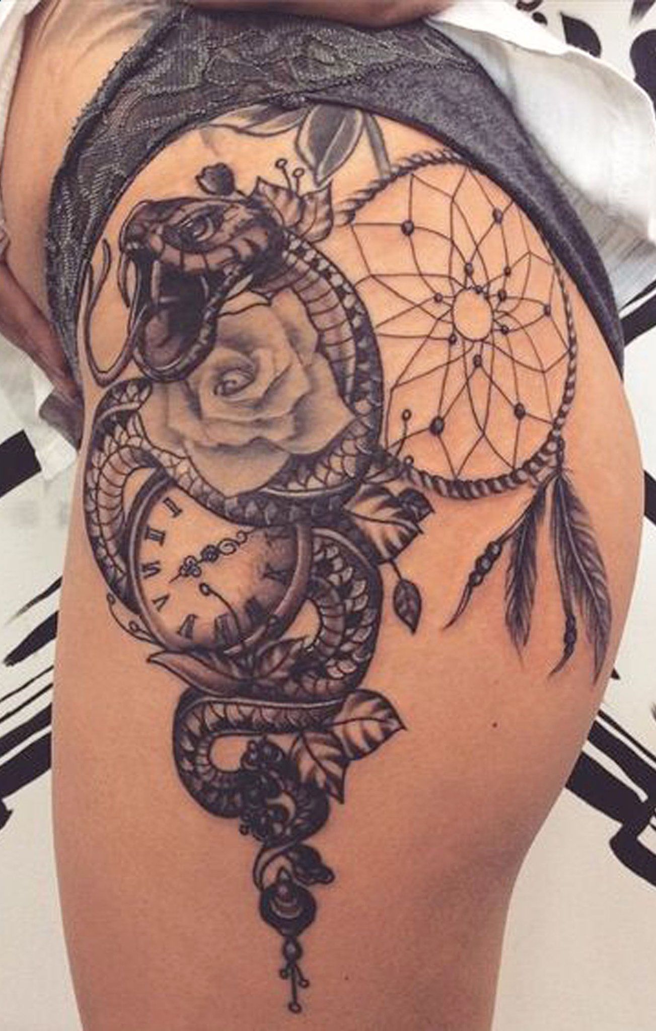 Thigh and Hip Tattoos: Styles, Tips, and Inspiration