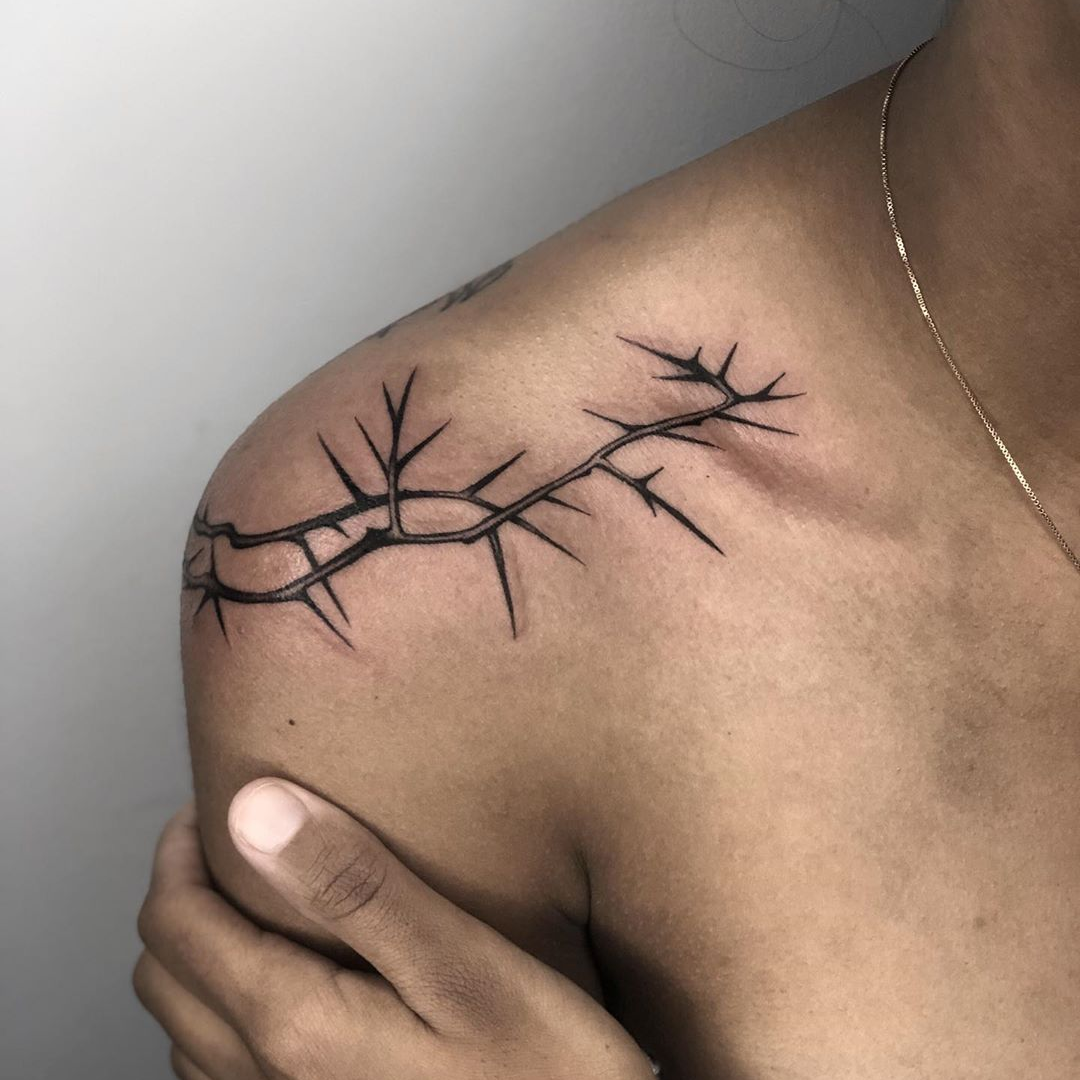 7 Unique Vine With Thorns Tattoo Ideas