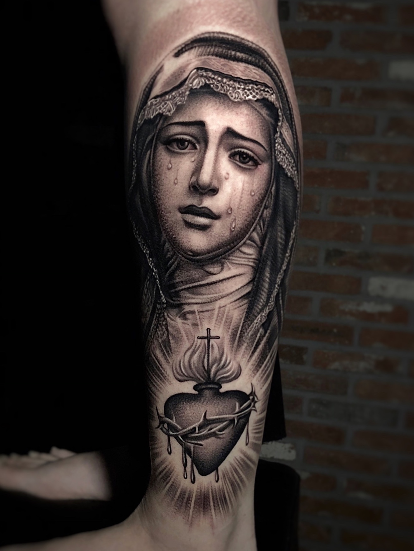 Virgin Mary Tattoo By Austin Maples Mother Mary Tattoos Mary Tattoo