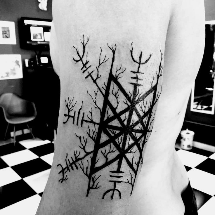 Web Of Wyrd Idee Per Tatuaggi Tatuaggi Tatoo