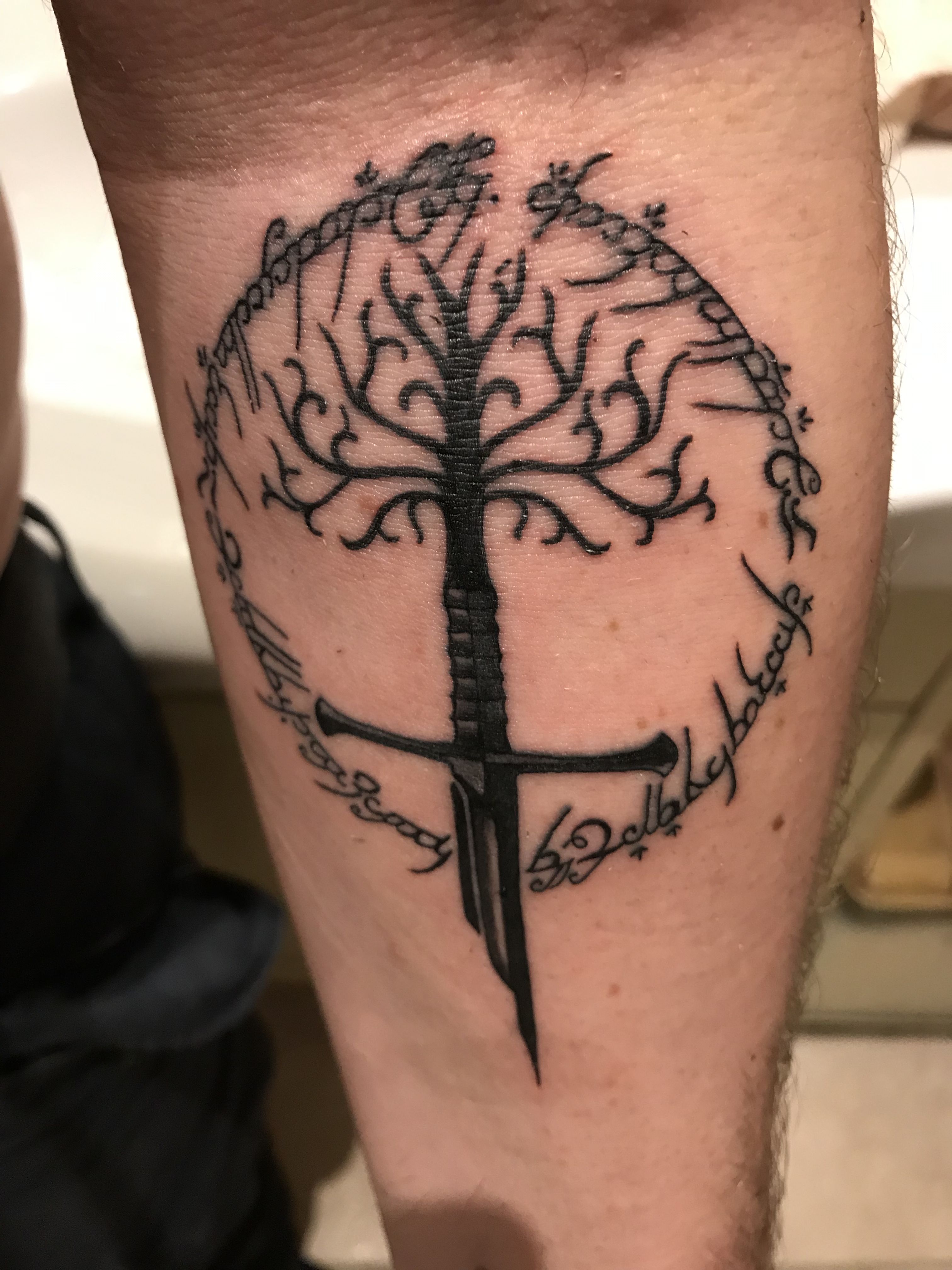 White Tree Of Gondor With Leaves Tree Of Gondor Tattoo Lotr Tattoo