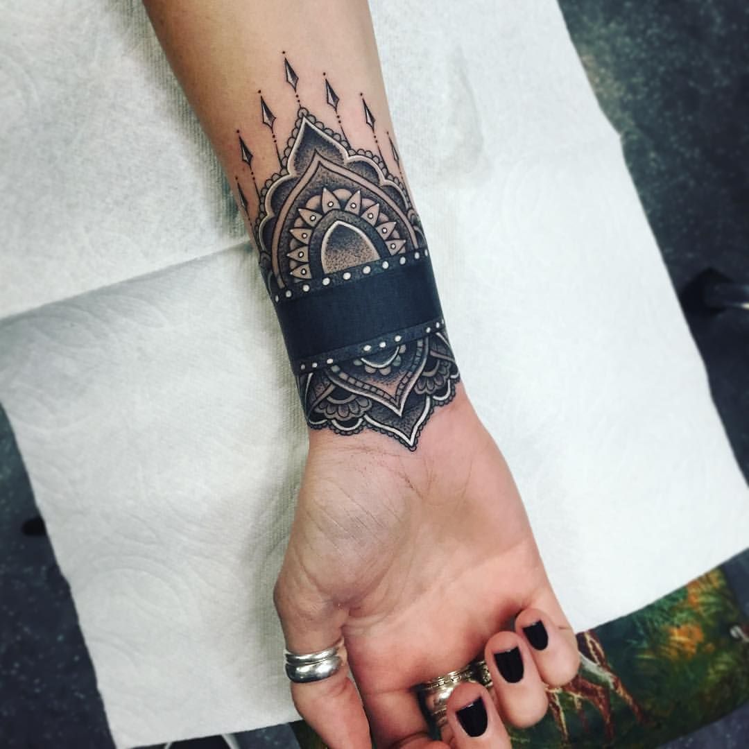 5 Creative Wrist Tattoo Cover Up Ideas